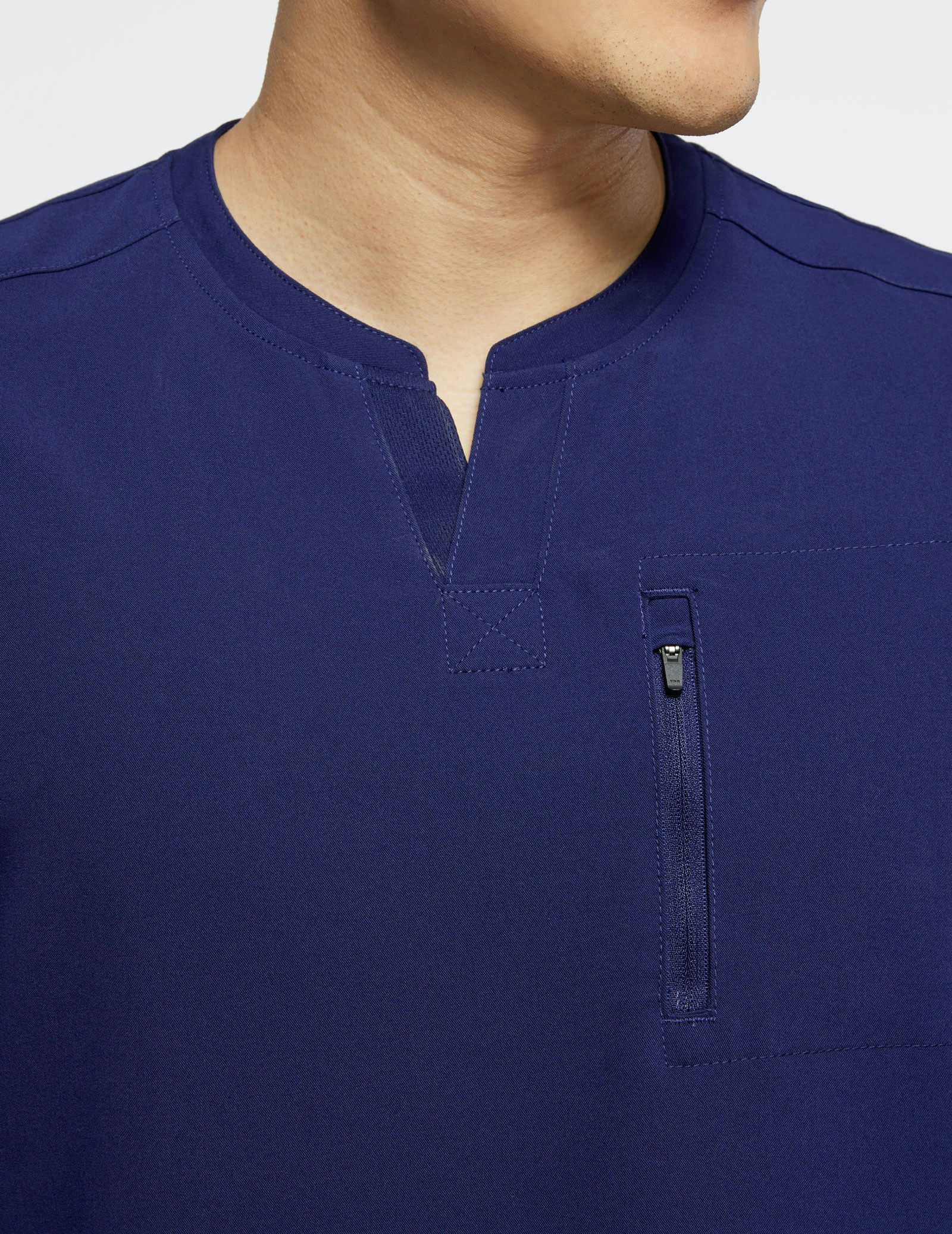 Men's Navy 3-Pocket Crew Neck Scrub Top | Jaanuu