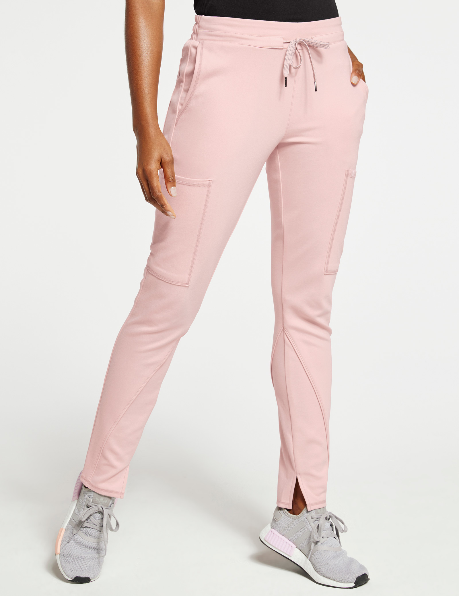 Slim Cargo Scrub Pants | Jaanuu