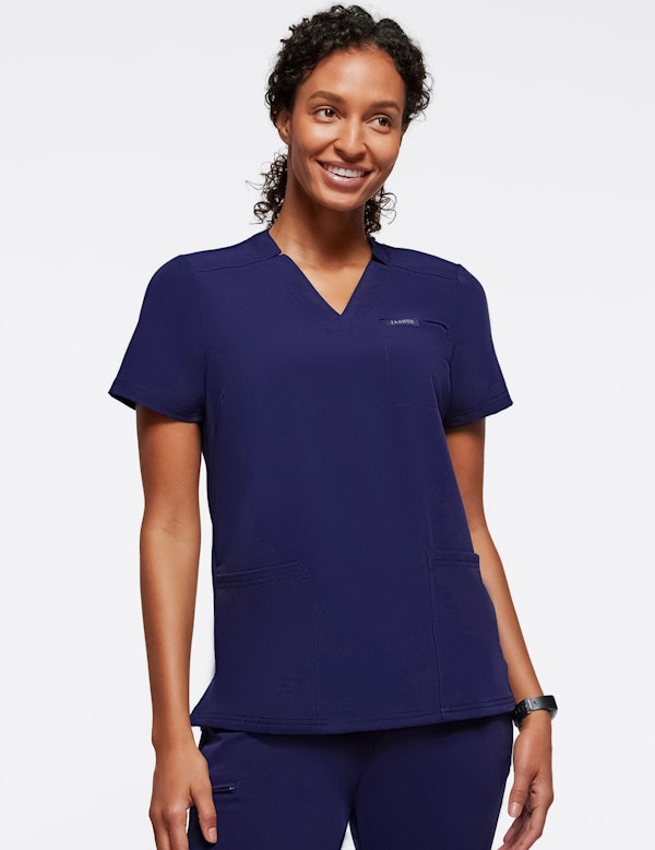 Women's 3 Pocket Scrub Tops Jaanuu