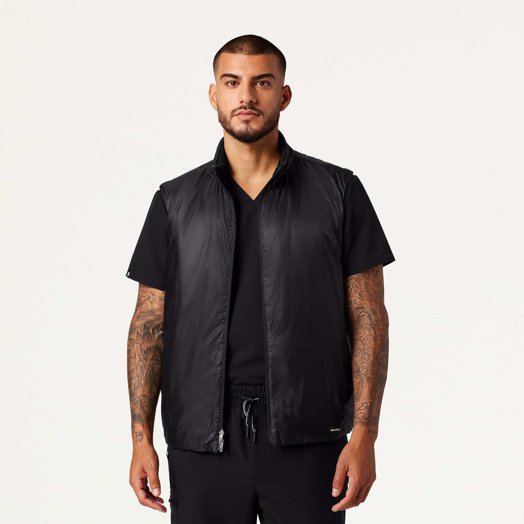 Phantom 6-Pocket Classic Insulated Vest in Black - Men's Jackets by